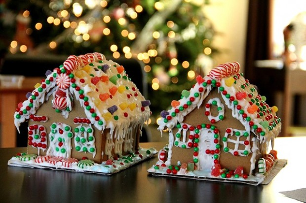 gingerbread-house-286157_640