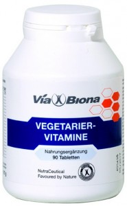 Den Nahrungsergänzungsmitteln für Veganer sind zu viele Vitamine und Mineralstoffe zugesetzt. - Bild: ÖKO-TEST