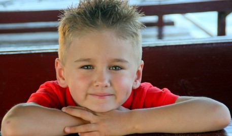 Ungehorsame Kinder verdienen als Erwachsene mehr Geld