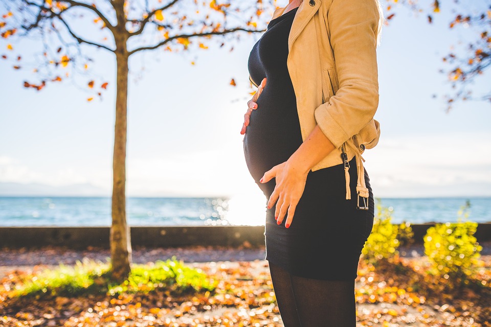 Urlaub während der Schwangerschaft: Was geht – und was nicht?