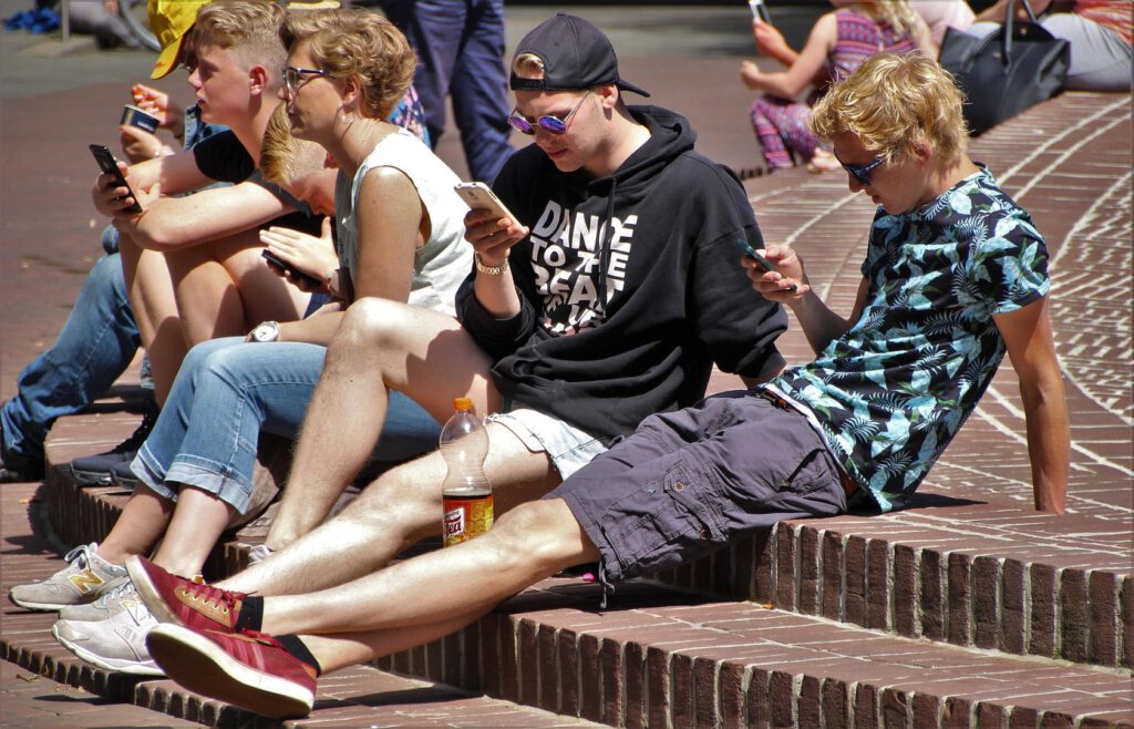 Aktivurlaub mit Teens – Smartphone ja oder nein?