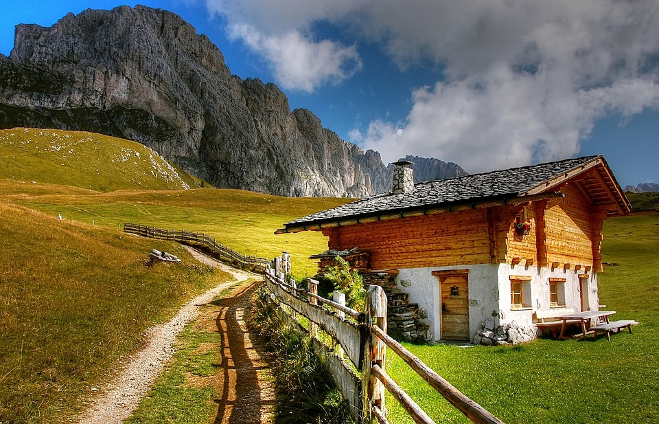 Das Grödnertal zählt zu den beliebtesten Reisezielen für Dolomiten-Entdecker