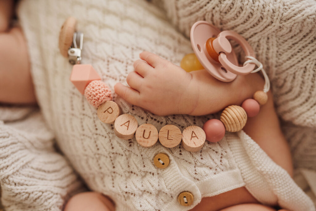 Eine Namens Schnullerkette wird zu einem echten Hingucker