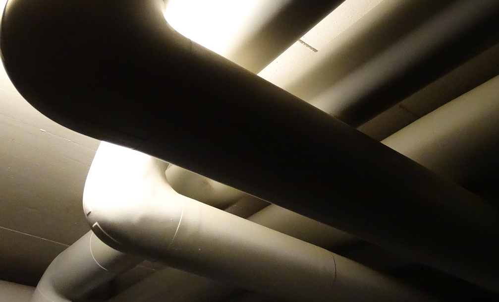 Dämmung der Heizungsrohre verringert die Wärmeverluste um bis zu 70 Prozent Dämmung der Heizungsrohre verringert die Wärmeverluste um bis zu 70 Prozent