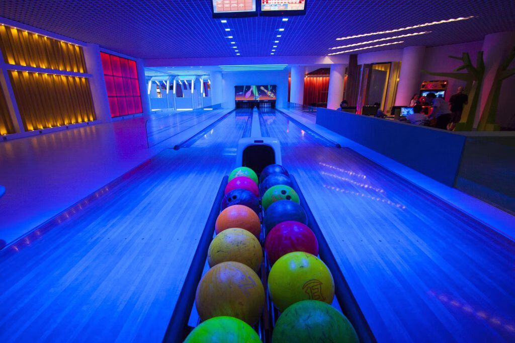 Als Freizeitaktivität bietet Bowling eine gelungene Mischung aus Sport und Spaß