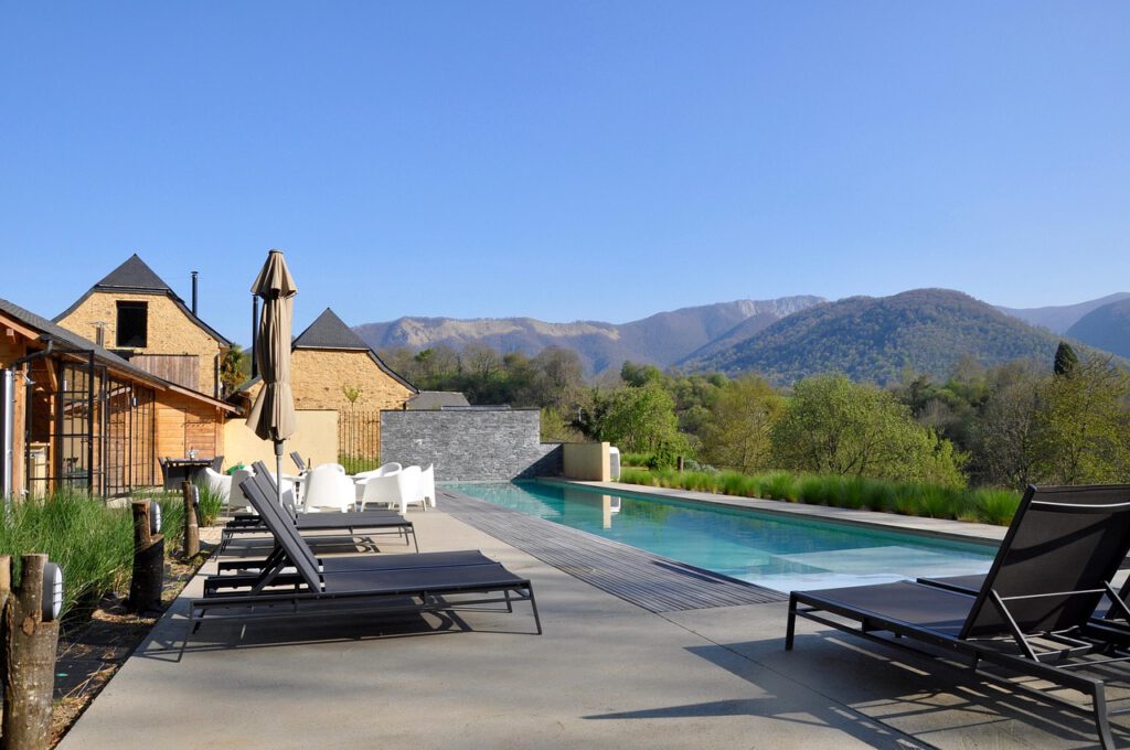 Ferienwohnungen und Ferienhäuser sind eine komfortable und flexible Alternative zum Hotel Ferienwohnungen und Ferienhäuser sind eine komfortable und flexible Alternative zum Hotel