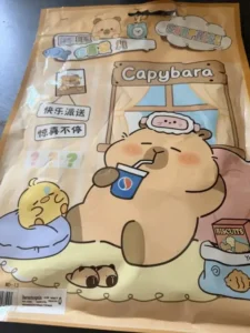 In diesem Capybara Surprise Folienbeutel wurde ein Cuttermesser entdeckt In diesem Capybara Surprise Folienbeutel wurde ein Cuttermesser entdeckt